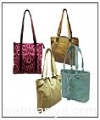 ladies-handbags9225.jpg